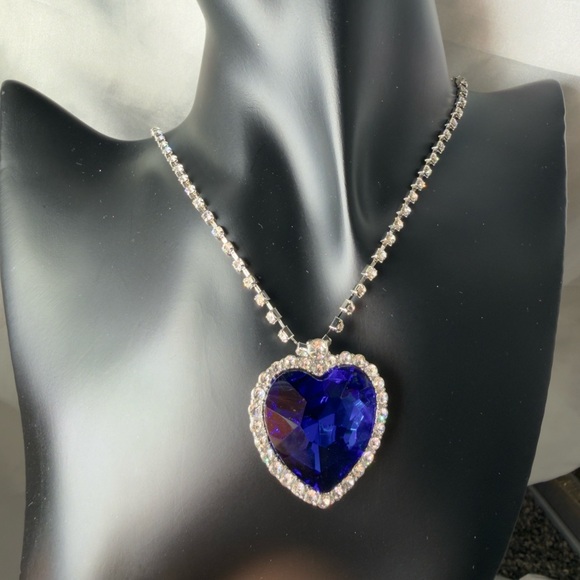 Lux design Blue Heart Pendant Necklace adjustable diamond zirconia - Picture 7 of 15